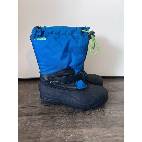 Columbia Unisex-Child Powderbug Plus Ii Snow Boot size 5 - Picture 1 of 8